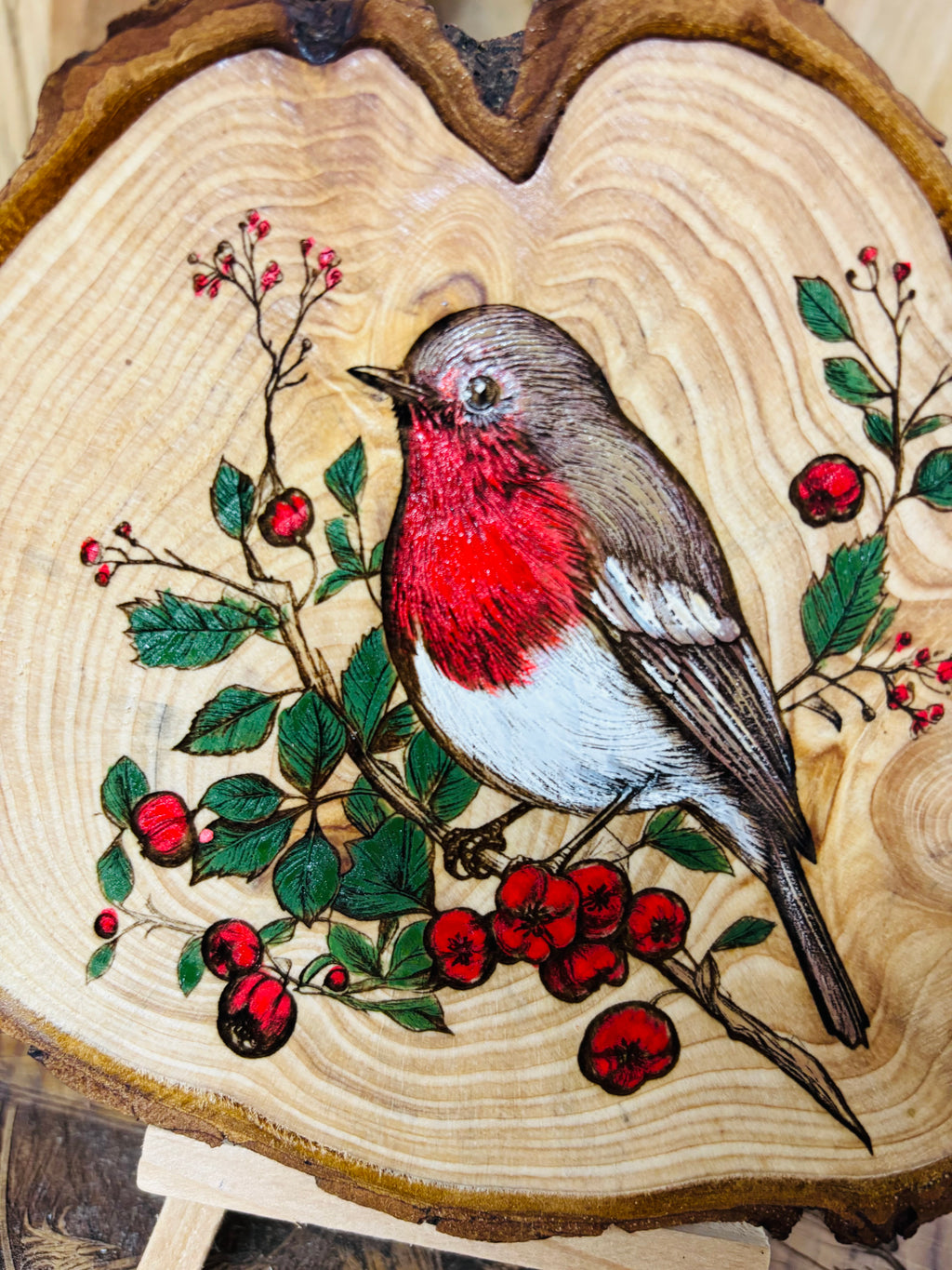 Ornate log slice with beautifully laser engraved and hand painted Robin with stand